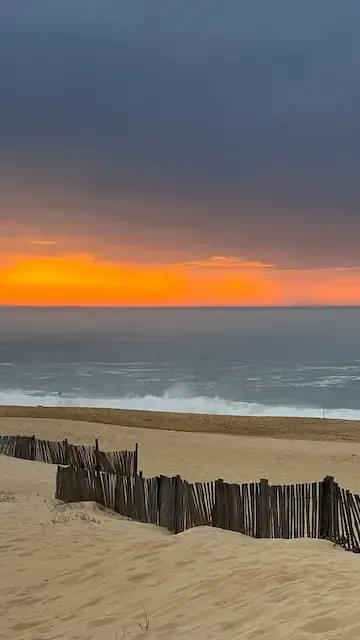 Hossegor surf lessons Surf lesson setting in Hossegor, France